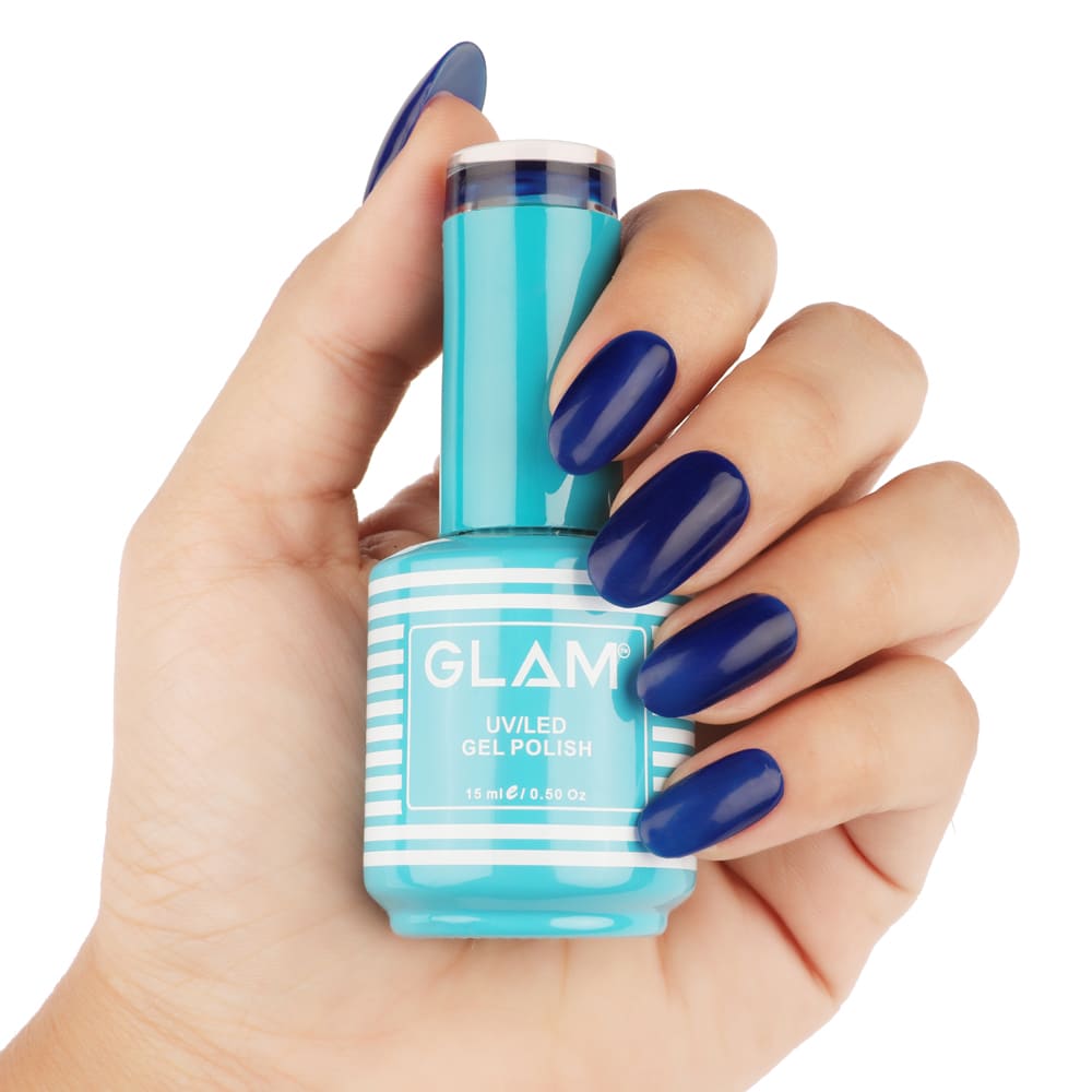 14 Baby Blue Nail Ideas for a Twist on the Classic Color