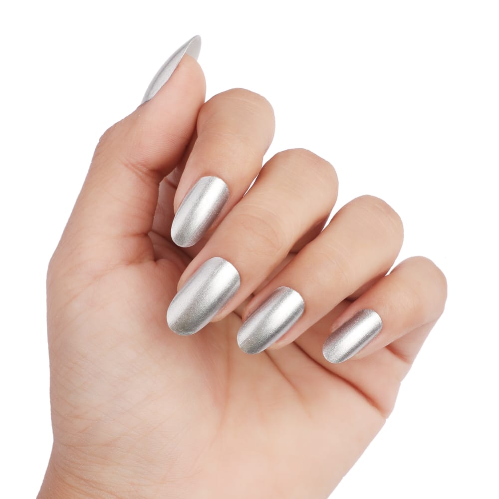 Buy DeBelle Gel Nail Lacquer - Silver Glitter Nail Polish Online at Best  Price of Rs 194.7 - bigbasket
